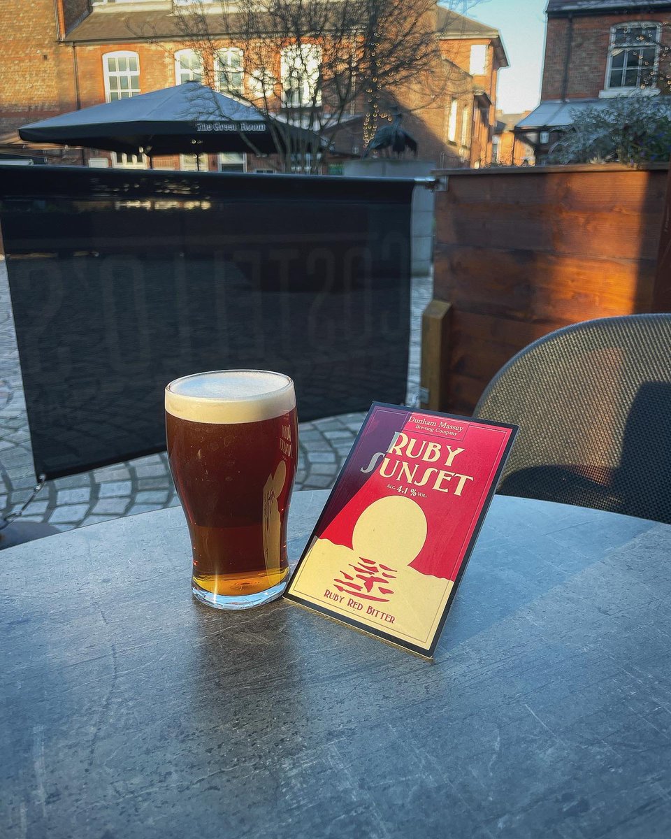 CostellosBarAlt's tweet photo. A fan favourite is back in Obelisk 👏🏼!
Our English blonde ale is light, hoppy &amp; easy drinking 🍻.

We also have our seasonal Ruby Sunset. It is wonderfully refreshing with a lovely caramel malt finish 🍺. 

Get these whilst you can 😄! https://t.co/TAjRbNi8gH