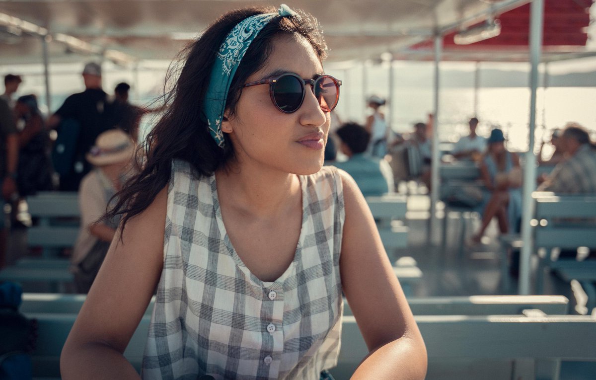 First look at a new series adaptation of ‘ONE DAY’ starring Leo Woodall and Ambika Mod.

Debuting on Netflix on February 8.