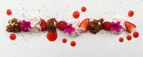 GrupoCPHE's tweet photo. #AlcaládeHenares El restaurante Eximio by Fernando Martín, recomendación Bib Gourmand de @GuiaMichelin_ES España 2024: 
"Si está visitando Alcalá de Henares, la ciudad natal del insigne Miguel de Cervantes, anote este céntrico restaurante” 
https://t.co/2S5KkkUXaf
@AytoAlcalaH https://t.co/xaddYOCz82