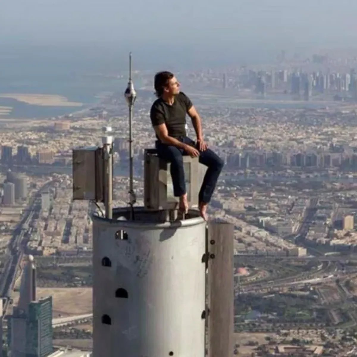 RobustTweets's tweet photo. @allthewaymae_ @MayorBowser Her thinking about this tweet in Dubai https://t.co/F8rrFcou82