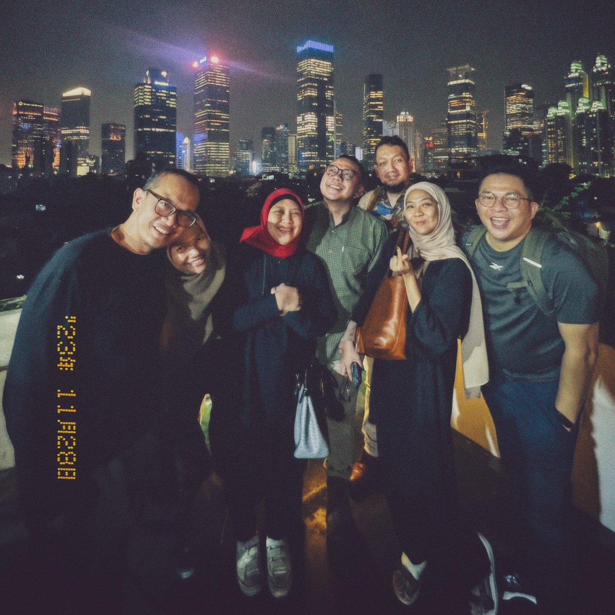 Hamdallah, kmrn malam ndak hujan 🌃🧡