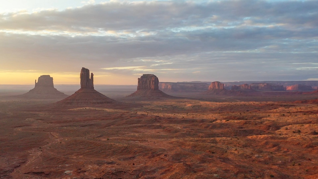 _NatGLC's tweet image. Grazing lands may look different from coast to coast, but their shared mission unites them all - serving the environment and our people.