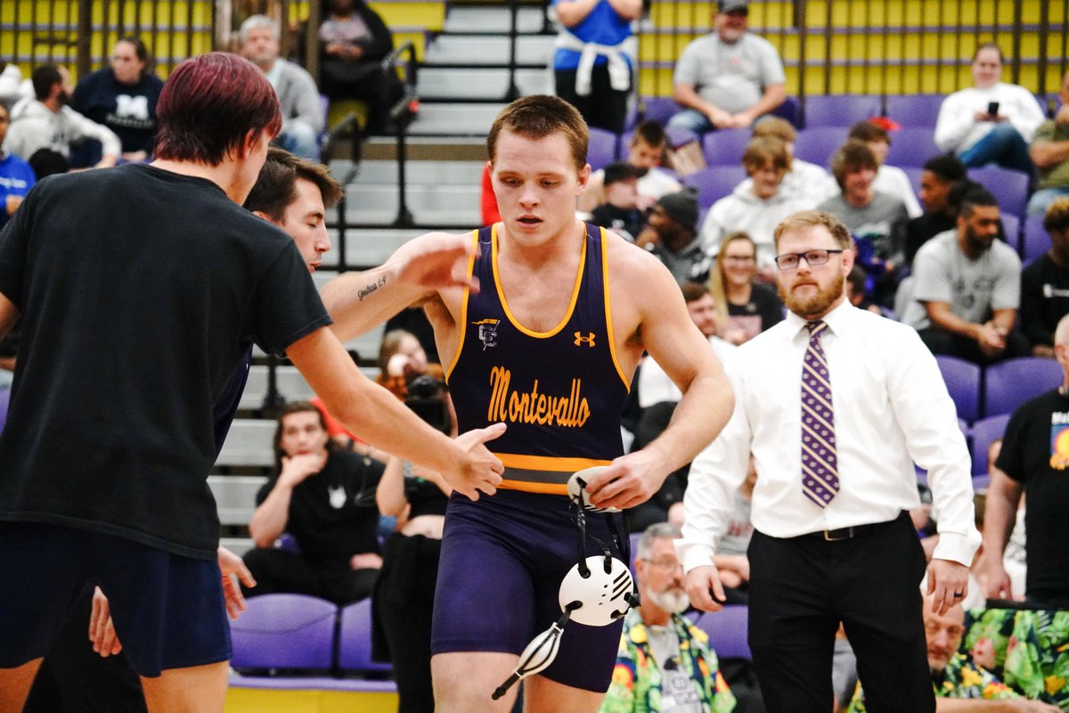 MontevalloW's tweet photo. A couple 📸 from our first home match, and home win in history. 

The Montevallo Falcons wrestling team will be back in action THIS Friday @ Limestone! https://t.co/d9JzwE83ur