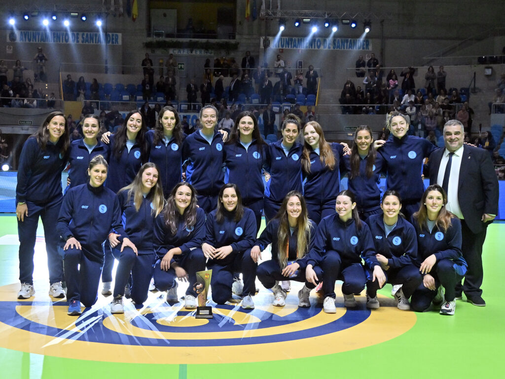 También hoy arranca el Mundial femenino de handball.

La Garra 🇦🇷 debuta mañana a las 14 ante Países Bajos🇳🇱(Top 8 en Tokio) en Frederikshavn🇩🇰.