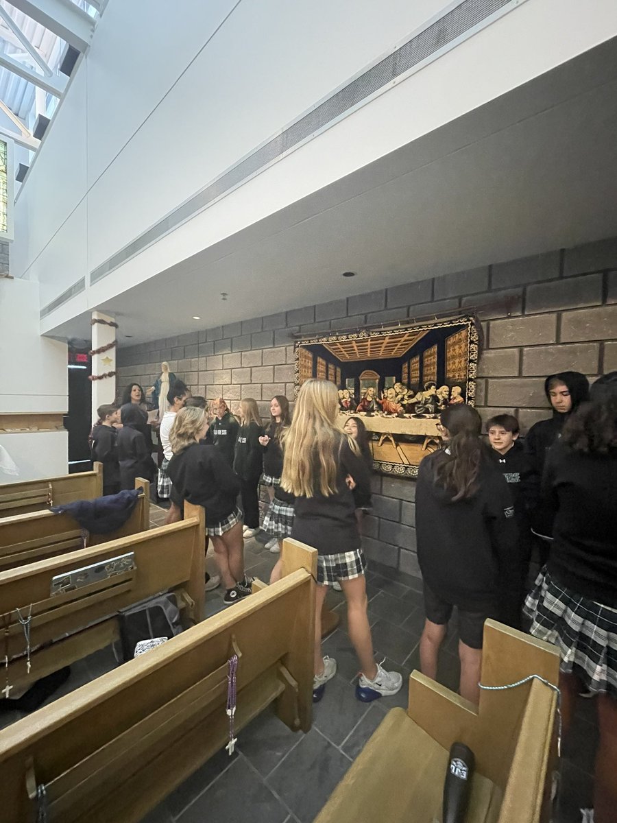 École secondaire catholique E.J. Lajeunesse tweet media