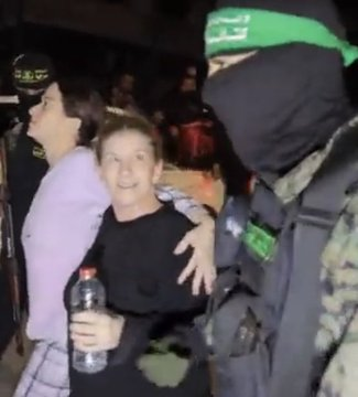 1b2_r's tweet photo. @jacksonhinkle for some reason they seem really loving Hamas fighters 🤍 https://t.co/E3AARicxTi
