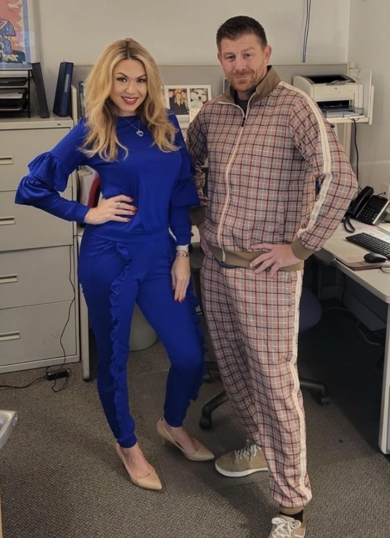 stoll_mr's tweet photo. @GuidanceTirrell  one color/pattern day at work   Go hard or go home 😂 https://t.co/HPBL8iMj2I