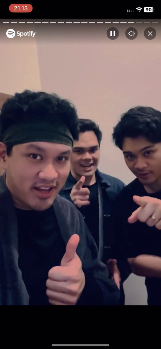 seekor_harimau's tweet photo. 🫶🫶 @TheOvertunes https://t.co/fpfV3ON17b