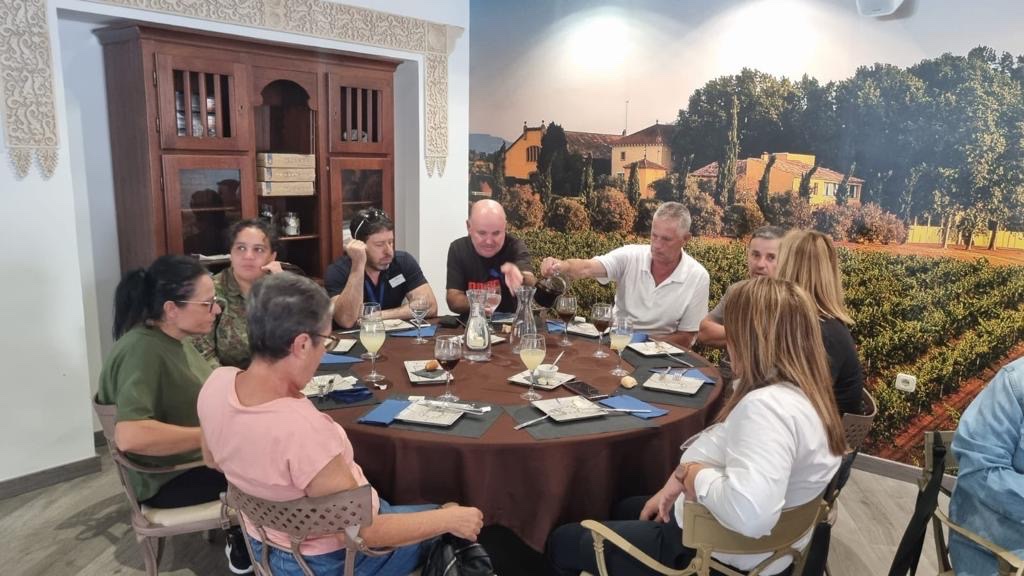 Celebrating with #Sunsetviewclub and #Royaltenerifecountryclub  teams. Unforgettable moments. Best teams ever #Tenerife