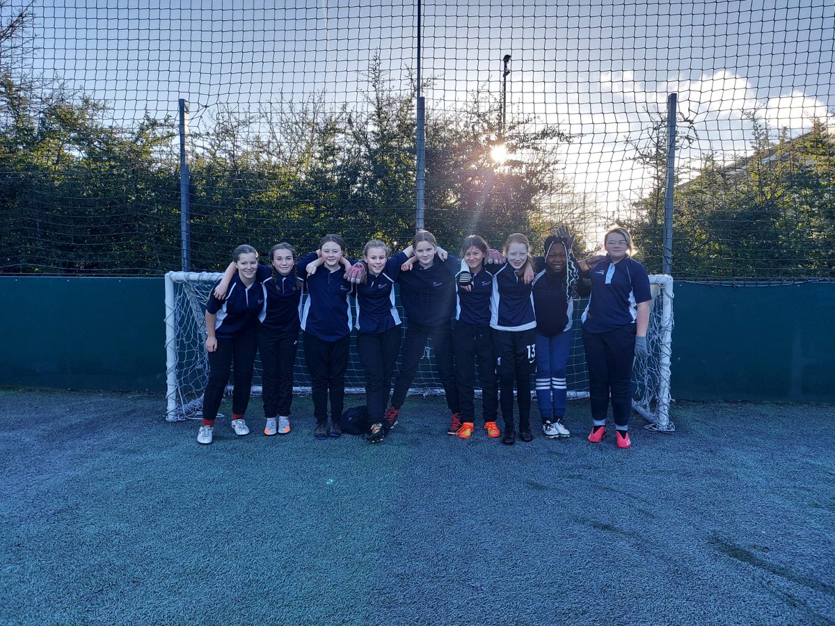 Huge well done to our U13 girls who competed in the EFL Girls Cup today in some freezing conditions! 🥶

#ThisGirlCan
#InspiredBySport
#TeamNB

🔵🟠🔴