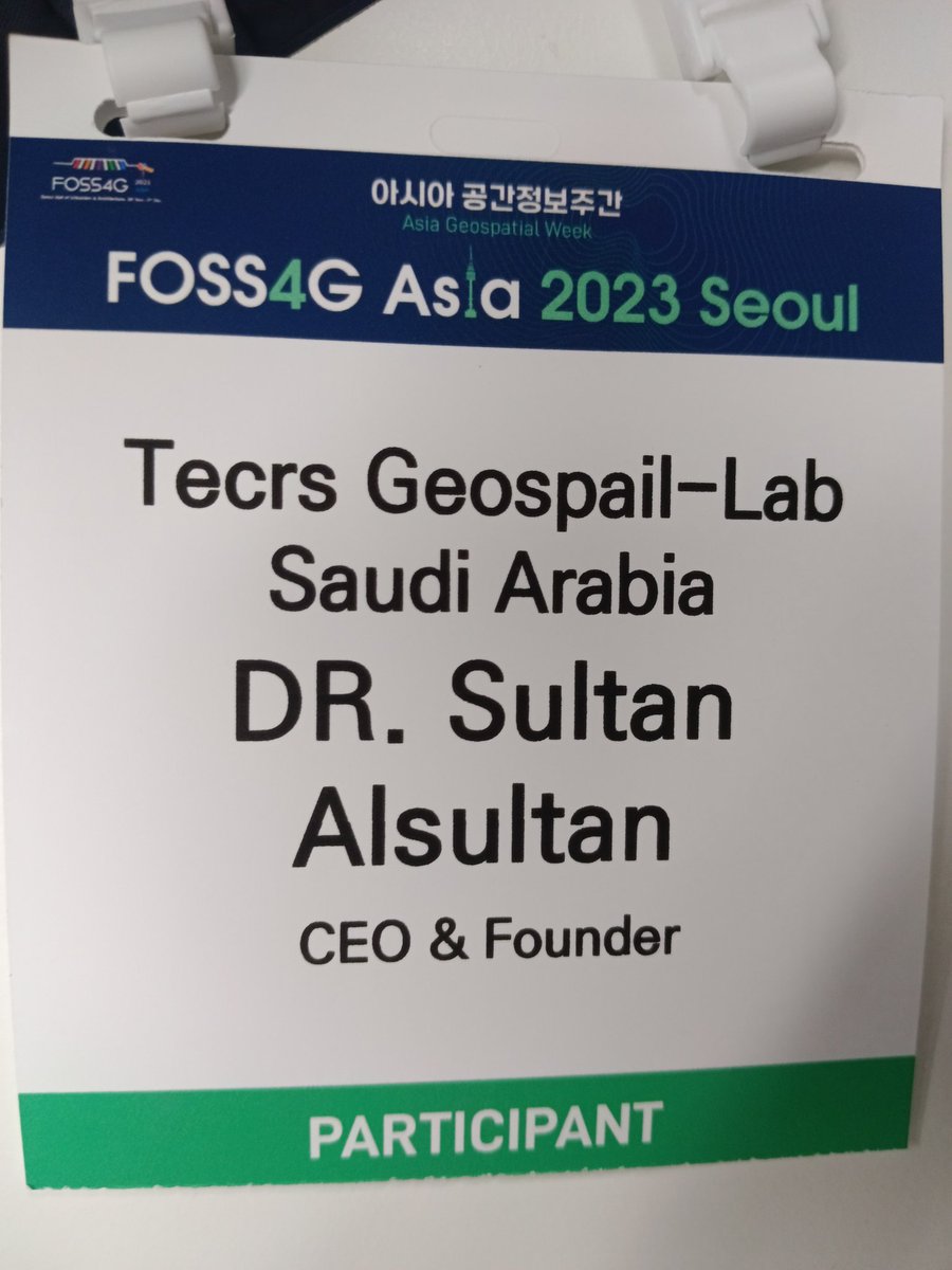 EbnSultan's tweet image. #كوريا #البرامج_الحرة  #FOSS4G2023 #OSGeo
يشارك الآن م. الاستشعار عن بعد الاستشاري بمؤتمر برامج البيانات المكانية الحرة المنعقدبالمركز الحضاري والمعماري لمجلس آمانة مدينة سيؤل بكوريا
تهتم الدول بهذةالبرامج لأنها تنهي إحتكار البرامج المغلقة وتقلل تكلفتها وتطور قدرةالكفاءات الوطنية