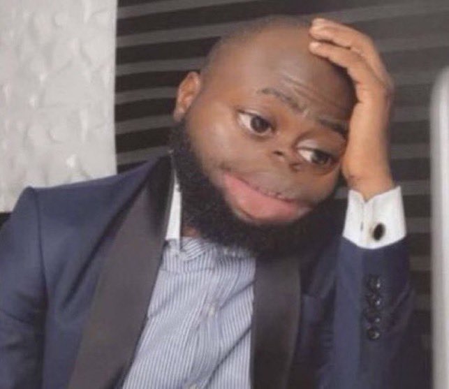 Boy_Lankz's tweet photo. Abeg send me that 10million wey no dey last again abeg 😫🙏 https://t.co/hfaqAu0SS8