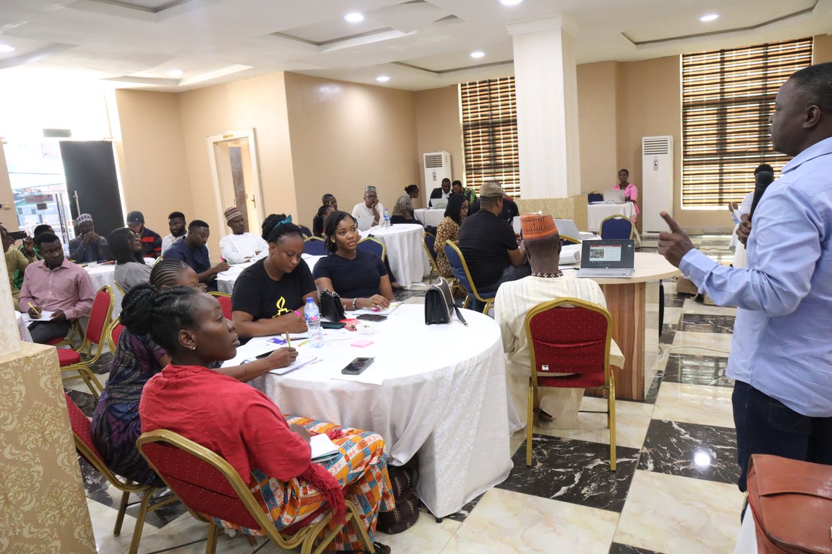 DiademConsults's tweet image. @Diademconsults is holding a 4-day Iterative Beneficiary Monitoring (IBM) training from 28th Nov to 1st Dec as part of activities for the @nfwp_sup Nigeria For Women Project (NFWP) with funding from World Bank @WBG_Nigeria 

#nfwp #worldbanknigeria #diademconsults #NigeriaGov