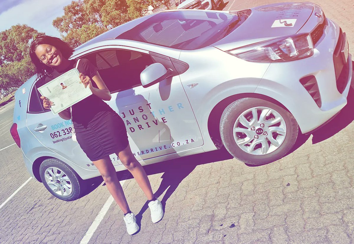 Thato_Lesebo's tweet photo. Wednesdays are for passing our Drivers test!!! We are on the double... Congratulations 🎊 🎊  on passing your Driver's test!!! 
NEW DRIVERS ON THE ROAD!!!

#Just_Another_Drive #Just_Another_Win #igotmydriverslicense https://t.co/lHPO1e9h3X