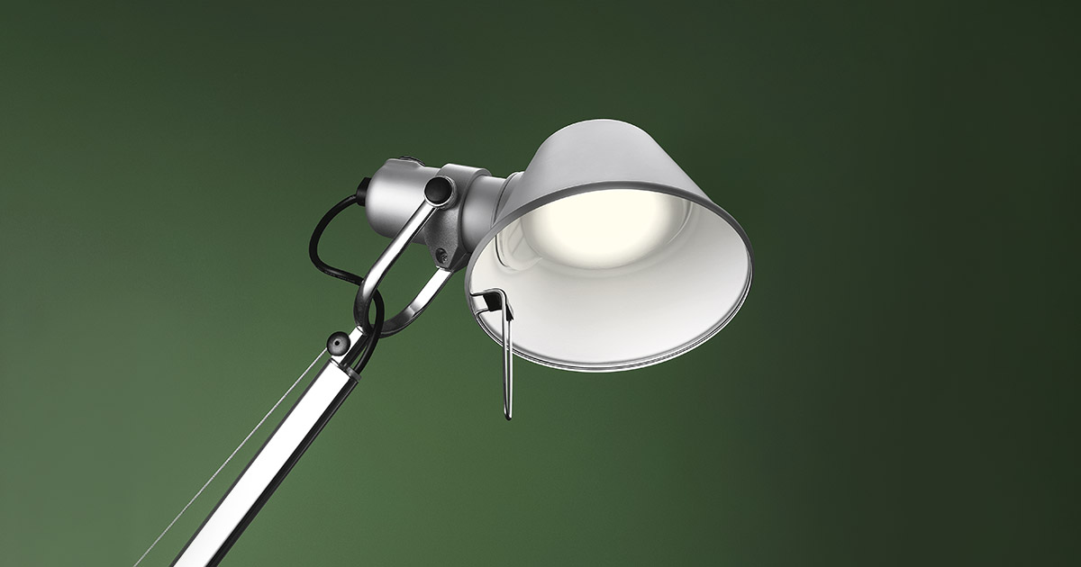 Tolomeo is now even more efficient!
Thanks to Artemide's continuous research and optoelectronic innovations, Tolomeo LED achieves a significant increase in efficiency.
More intense, natural and comfortable light with less consumed energy.
#sustainability #design #madeinitaly