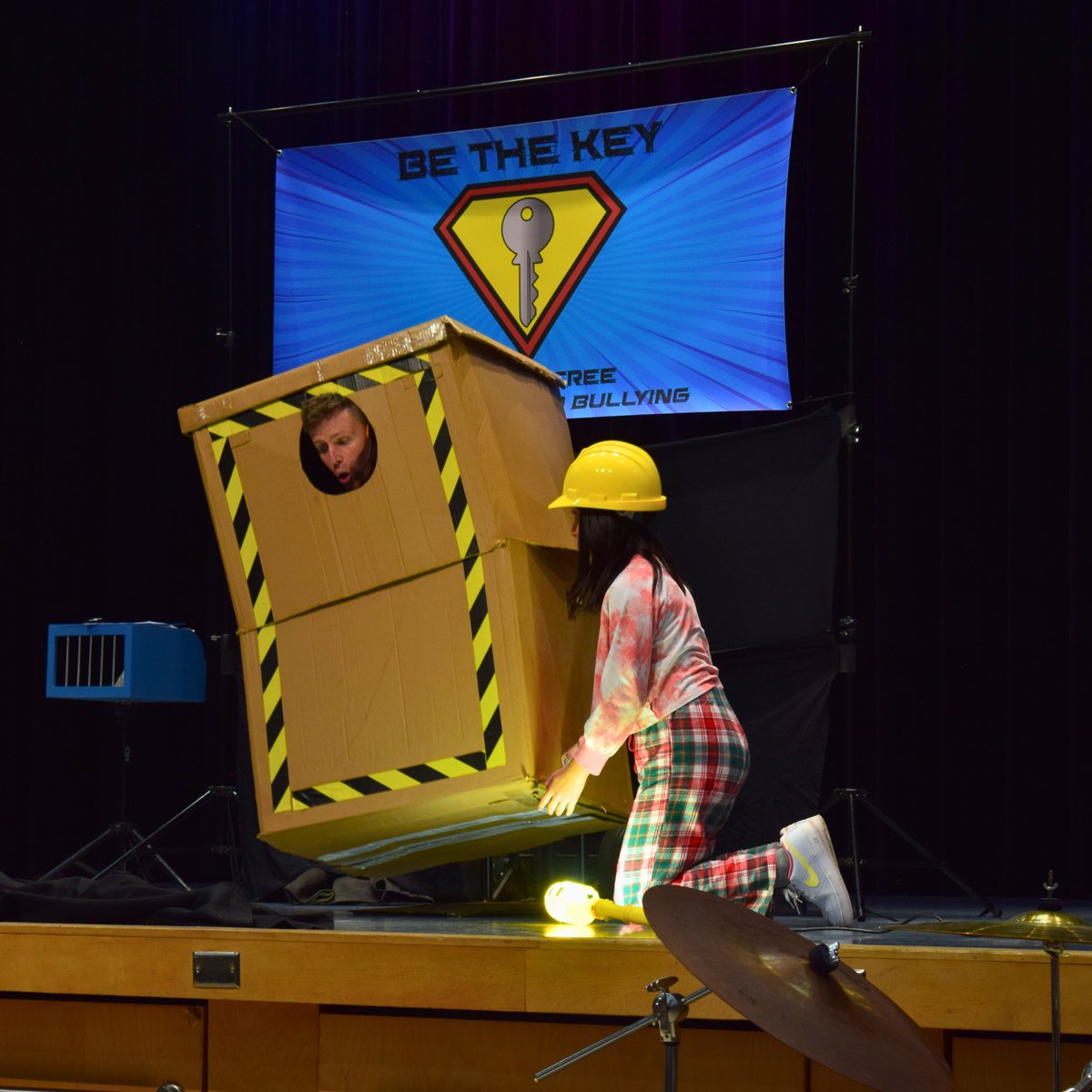 bayviewglen's tweet photo. Our Prep School students also enjoyed an enchanting magic show last week as they took center stage, spreading kindness and awareness during Bullying Prevention &amp; Awareness Week 🎩💖
#BVG2023 #BVGLeadingEdge #BVGPrep #BVGPrepSchool https://t.co/Fx4MJL81mz