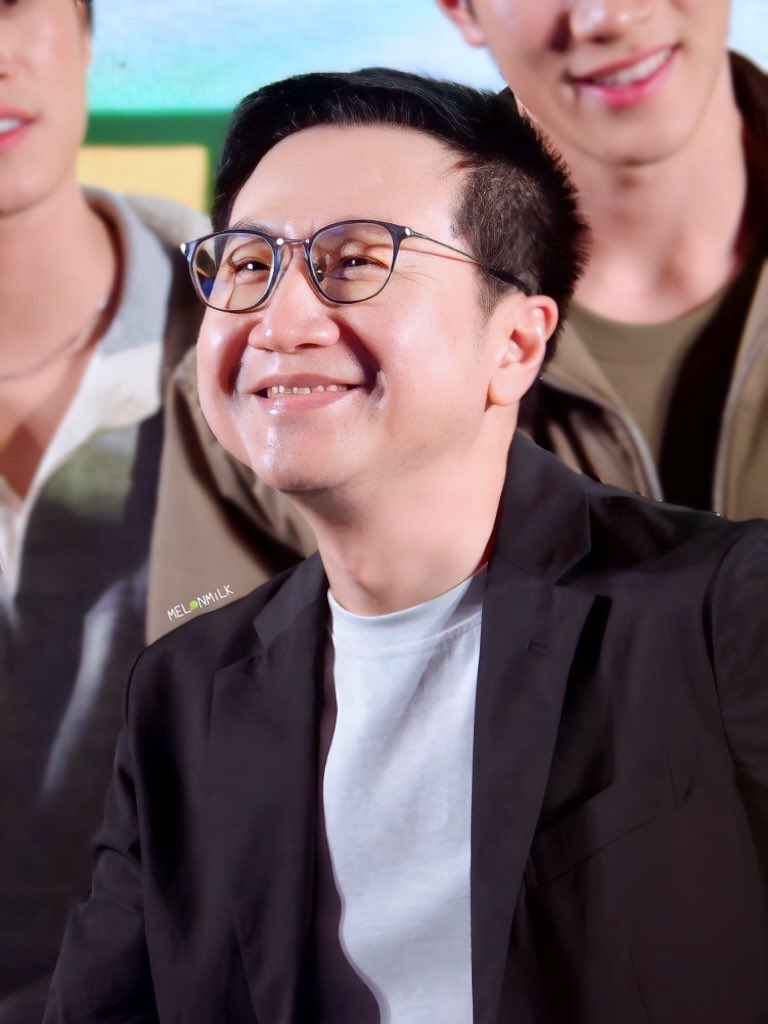 iam_melonmilk's tweet photo. สถาพร อปป้า🥹🫶🏻💚

#GMMTV 
#ไม่ไหวบอกแ��รนด์CELEBRATION https://t.co/hWIzSaeduW