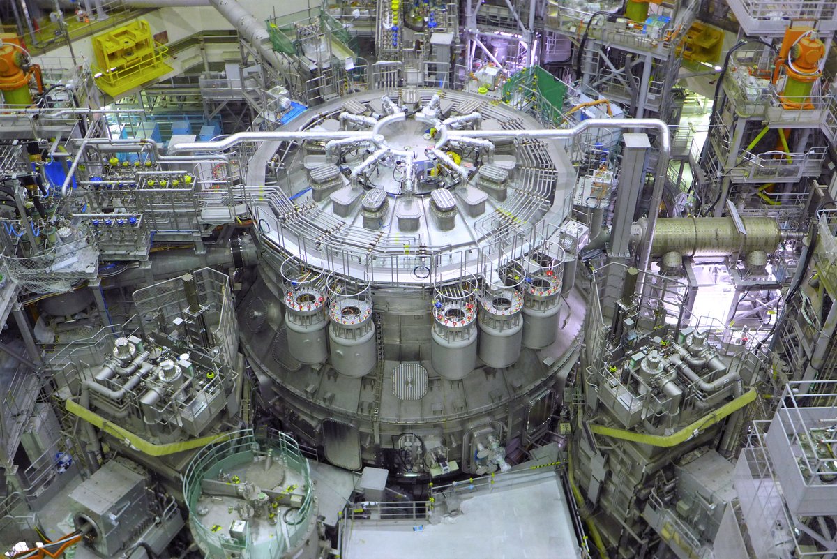 📢Ready for some BIG news?
📢 #Fusion is coming one step closer🌞🌿
🗓️1⃣.1⃣2⃣.2⃣0⃣2⃣3⃣
🕰️ 0⃣6⃣:0⃣0⃣ CET ☕️🥐
🇪🇺🤝🇯🇵 will unveil #JT60SA
👉most 💪fusion device using 🧲
🎙️Follow live from Naka Japan the ceremony
📽️youtube.com/watch?v=sZbdDf…
