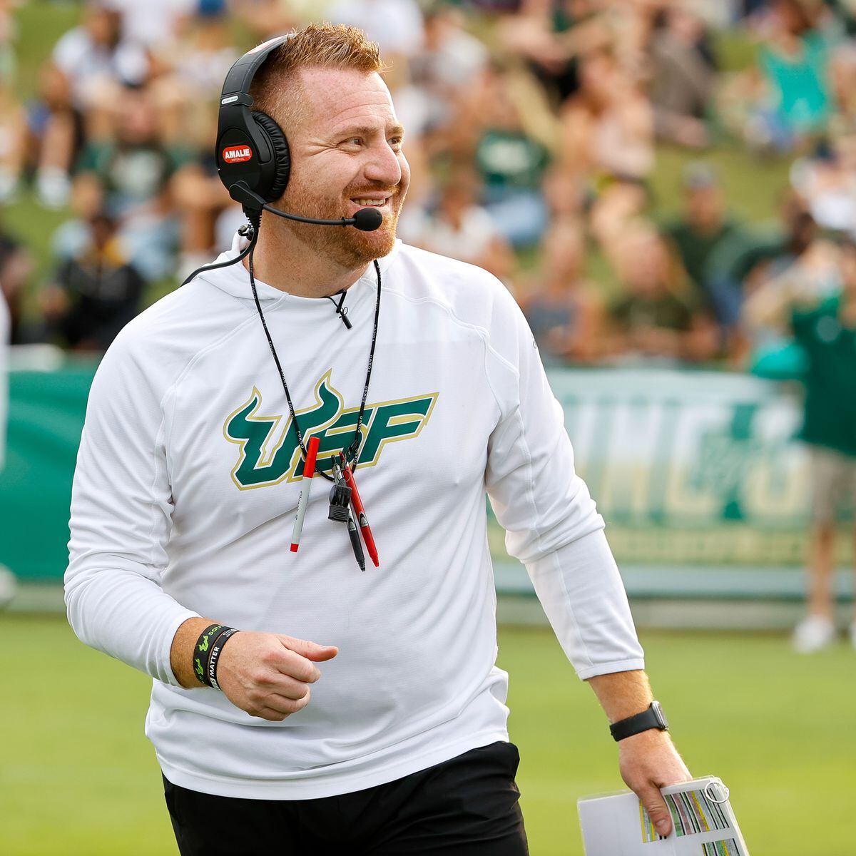 The South Florida High School Sports Radio Show powered by @UHealthSports & @AutoNation Tonight (8-10) on @560WQAM – We open the second hour with a look at the bowl-bound USF Bulls. Head Coach Alex Golesh talks about this turnaround season at 9:05. @USFAthletics @CoachGolesh