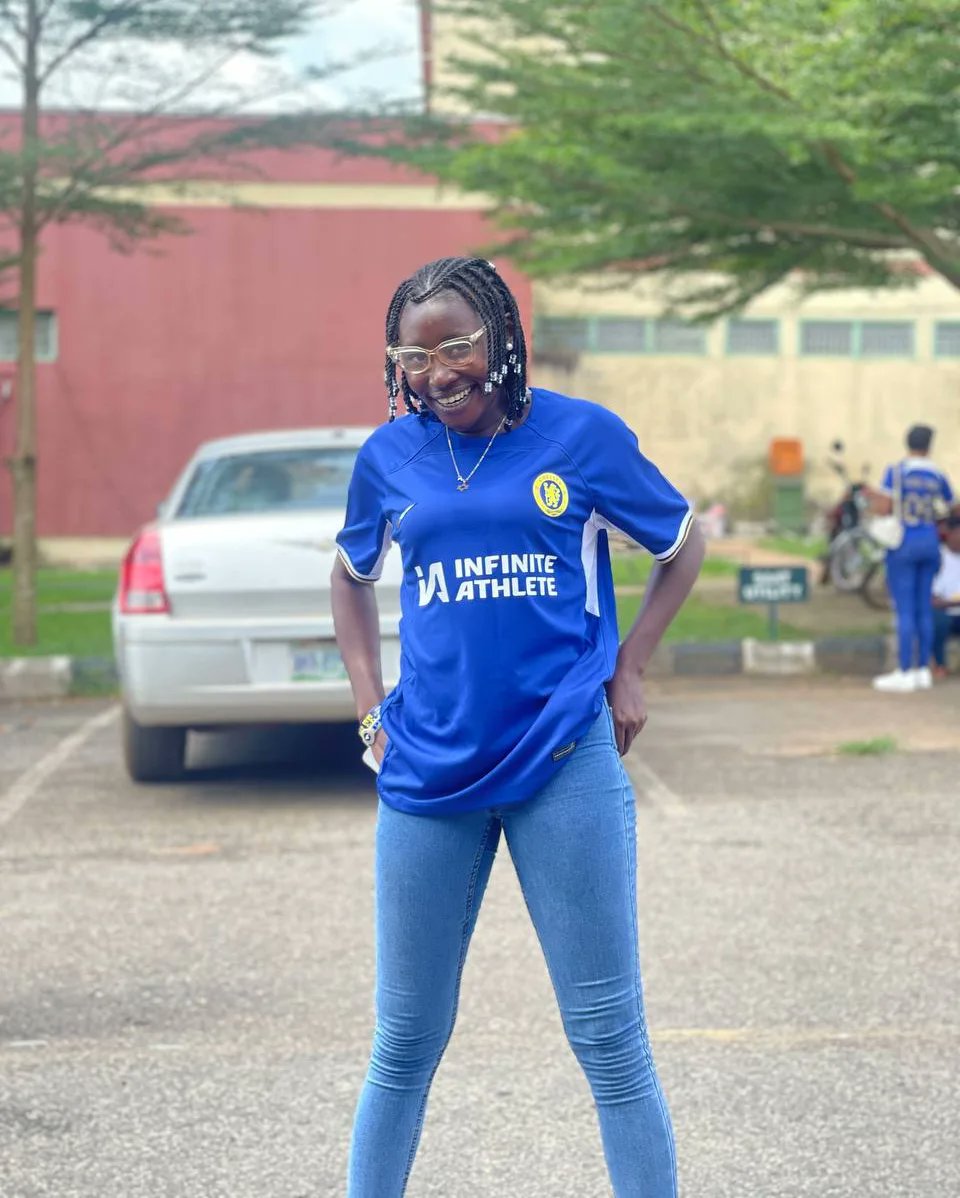Hephzibah_19's tweet image. It's Jersey Day😍🥰
And I turned up all Blue💙💙💙 repping my own club @ChelseaFC
Forever the Pride of London🇬🇧🇬🇧
#invictajerseyday
#invictaclass22week 
#InvictaClass22