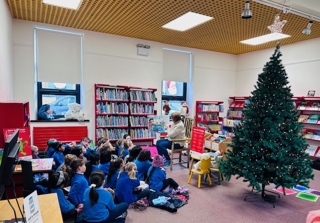 corkcolibrary's tweet image. Thanks to the students of Abbeystrewry NS who visited Skibbereen Library for our Climate Awareness story time with Cliona and for having taken part in our Guzzler challenge. All received a Crocus Bulb to plant for our bees, butterflies.  #makeonechange #corkcountycutscarbon