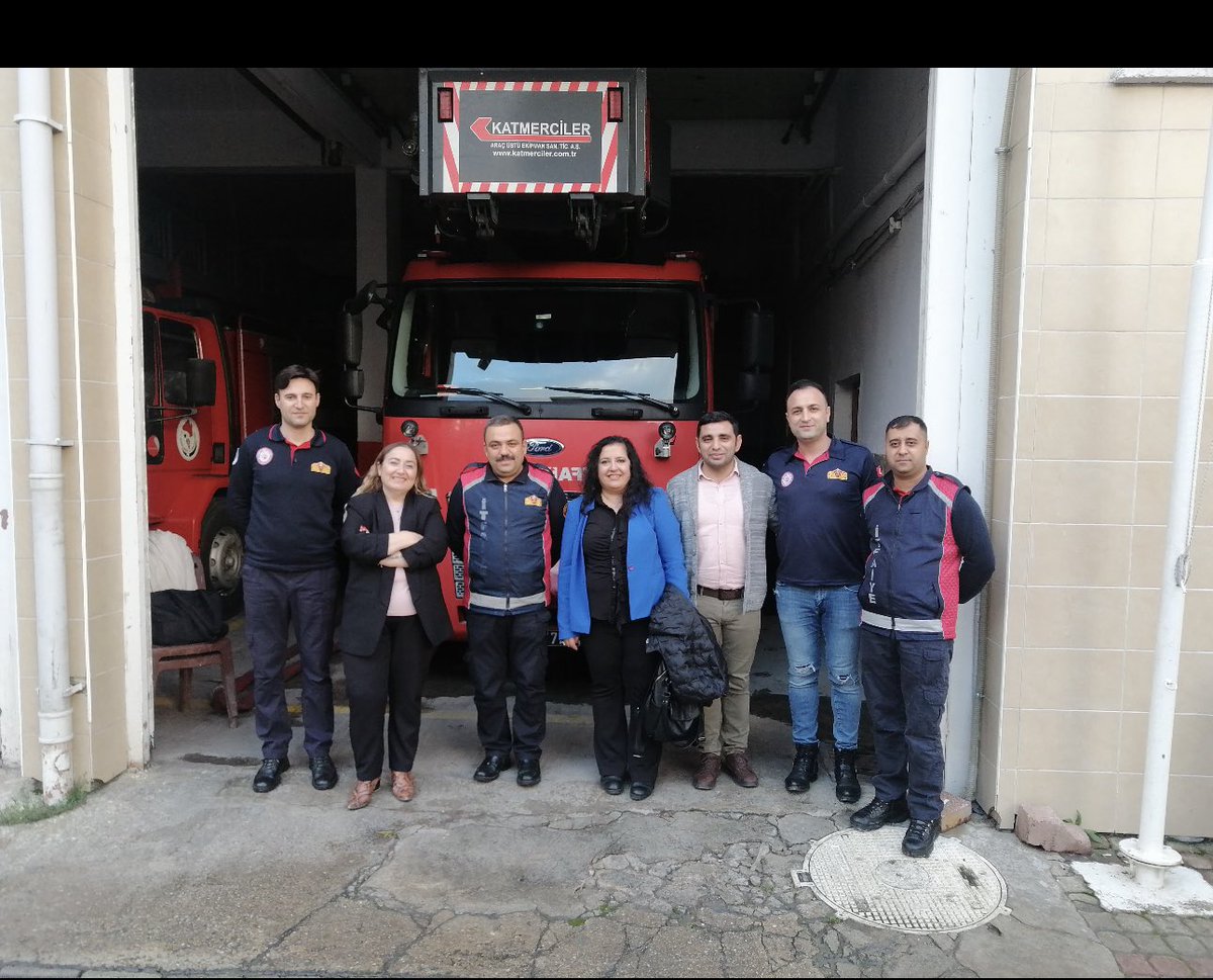 tumbelsen39's tweet photo. Bugün gerçekleşen KESK Heyetimizin şube ziyareti için kendilerine teşekkür eder, Verimli geçen bu ziyaret ile aramıza katılan yeni üyelerimiz ile daha da güçleniyoruz. #tümbelsen #kesk #kırklarelibelediyesi #luleburgazbelediyesi https://t.co/sPjBKAXhwz