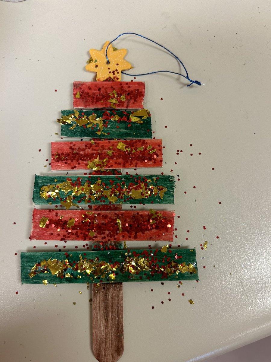 VatersJennifer's tweet photo. We are doing our unit in measurement.
Children had to measure first and then construct their Christmas tree turned out fabulous ! 
@Hazelwood_Elem https://t.co/HxG5vBZdV5