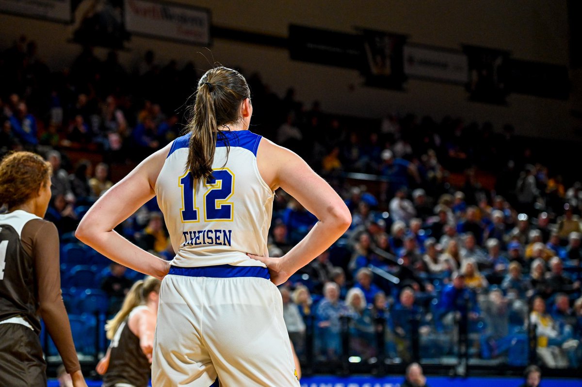 Kallie Theisen tweet media