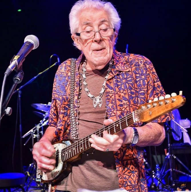 #JohnMayall 🇬🇧🎙️🎸🎹 the legendary guitarist and vocalist #BluesRock , turns 90 today! November 29 2023