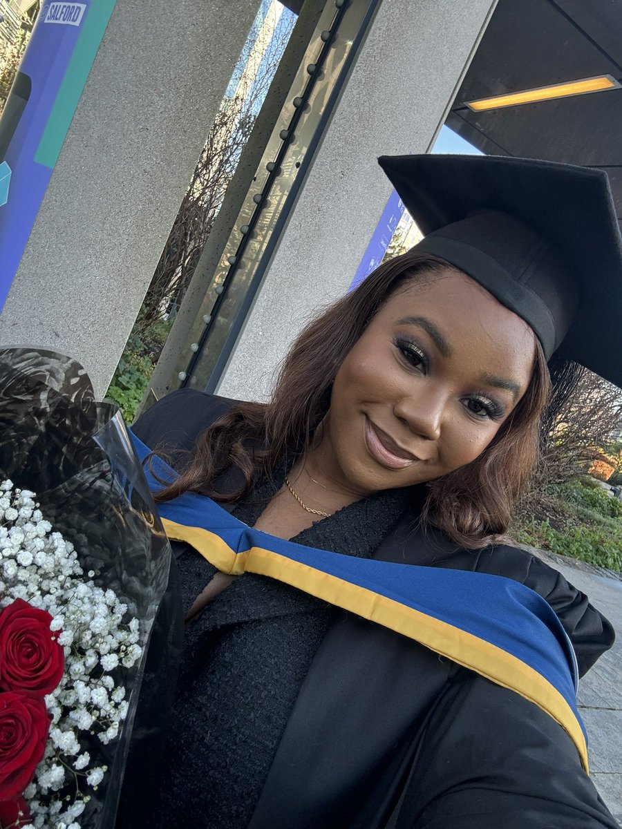 iamyeychii's tweet image. Ooops! I got another degree