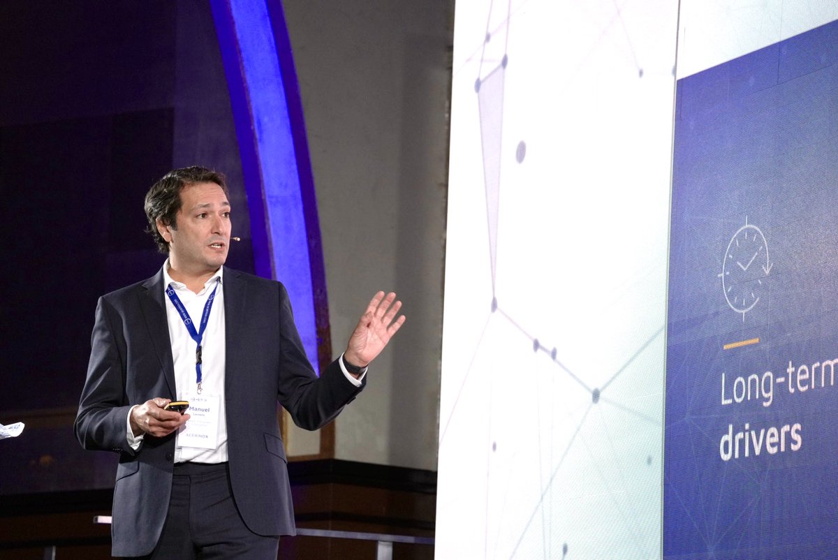 Continued progress toward strategic autonomy. This was the first reflection shared by Manuel Landeta Gamoneda, Head of Business Intelligence, during his talk “From global to local.”

▶️#AcerinoxCapitalMarketsDay2023 live
lnkd.in/d98Hw4xH