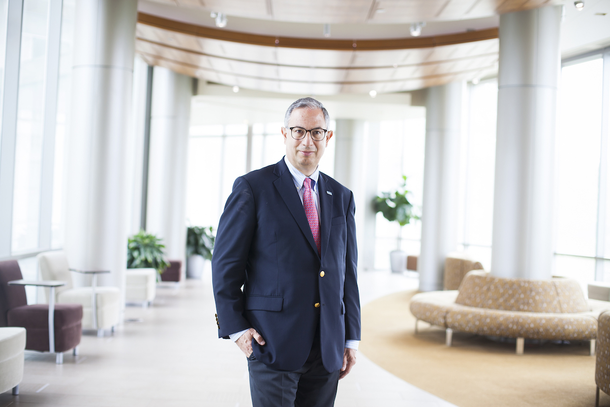 Our interim dean, @CarlosdelRio7, is among @GeorgiaTrend's 500 Most Influential Leaders in Healthcare for his decades of #PatientCare & #Research in #InfectiousDiseases & #GlobalHealth, #MedEd & healthcare administration. #EmoryProud ➡️ brnw.ch/21wESaG