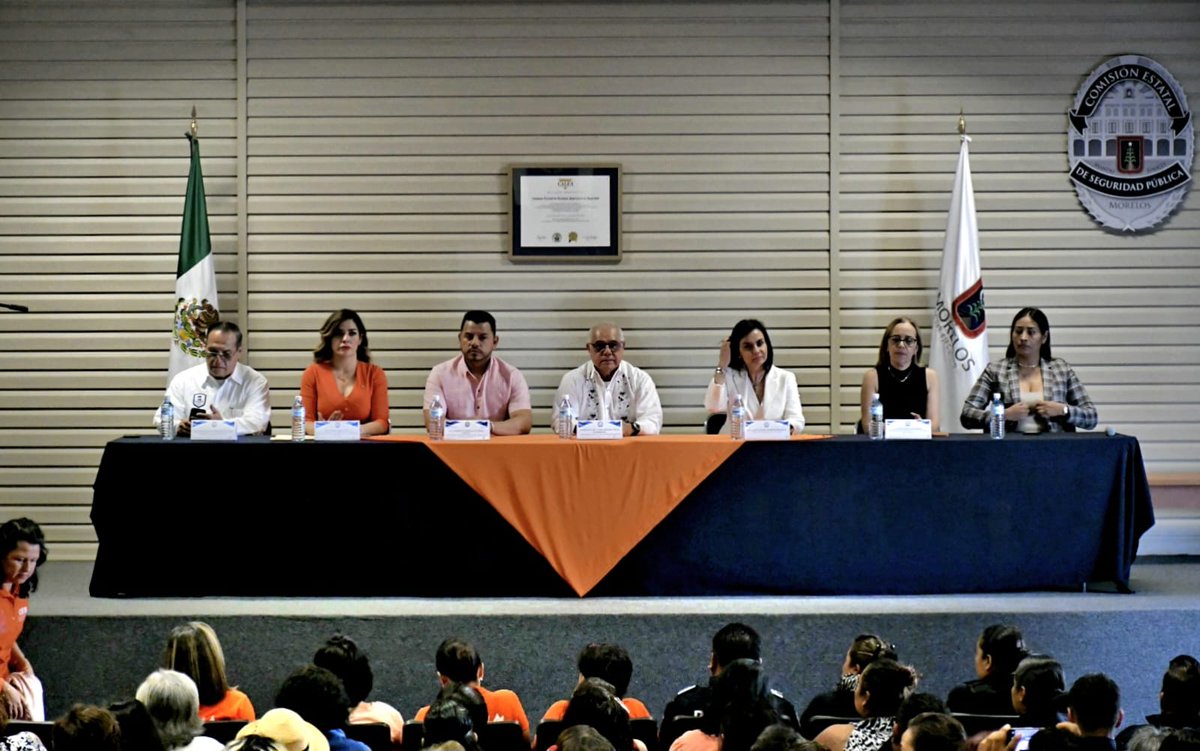 GobiernoMorelos's tweet photo. Reconoce @CES_Morelos a 60 mujeres constructoras de paz que concluyeron talleres de autoempleo

https://t.co/6zMoJkqcHT https://t.co/svwfQm2MTL