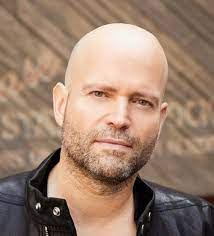 merlinpapin3's tweet photo. .@FredOL69007 On souhaite un Bon Anniversaire à #MarcFoster qui a 54 ans réalisateur et scénariste on lui doit
Quantum of Solace
Le Pire Vosiin du Monde
World War Z
Stay
Neverland
Les Cerfs-Volants de Kaboul
A L'Ombre de la Haine
Jean Christophe et Winnie https://t.co/rWrCn9magl