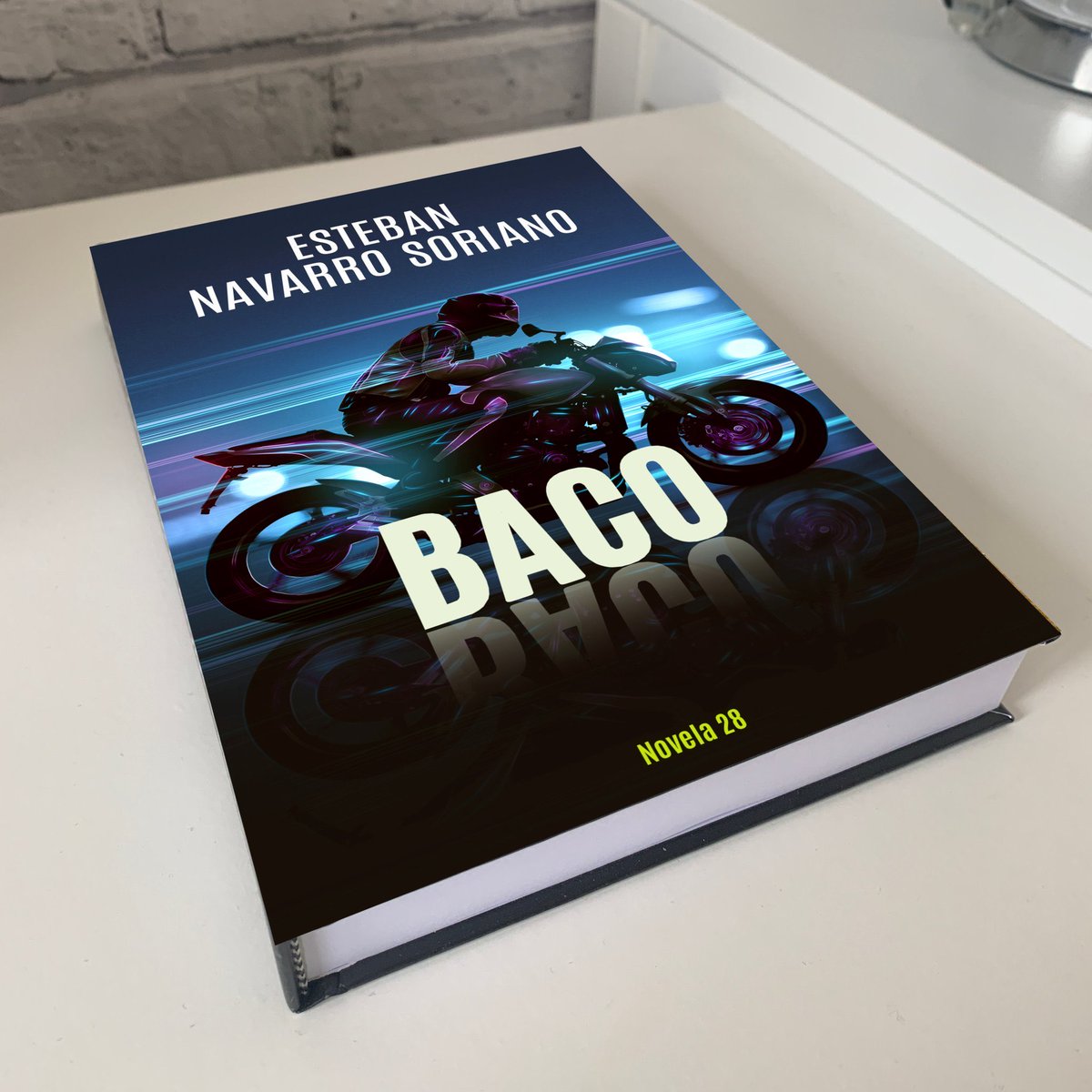 EstebanNavarroS's tweet photo. Pasaba por aquí un instante para recordarle que estoy enviando novelas en tapa blanda y dura, y dedicadas por mí mismo. 
Si es de su interés, escriba a EstebanNS@icloud.com y respondo con todos los detalles. 
Usted lo sabe, pero si RT lo sabrá todo Twitter. 
Gracias. https://t.co/7gZS29XAEv