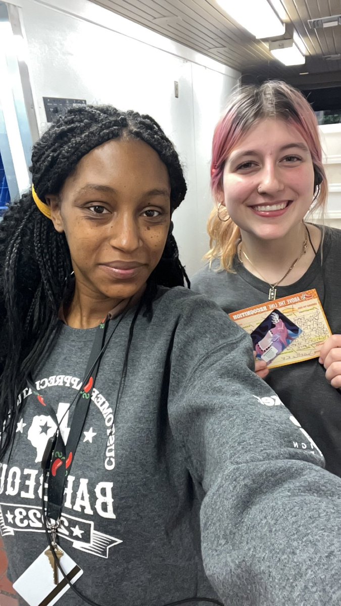 JusticeK124123's tweet photo. Our hostess with the mostess Brooke received 42 MCRโs in one shift!!! Thanks for going above the line & adhering to your 2nd degree behavior!! ๐ฅ Starbucks for you! This will bring guests back and increase profits! You go girl! ๐ถ๏ธโค๏ธ #chilis #beingaccountable #bringguestsback https://t.co/P8HBE9sL5X