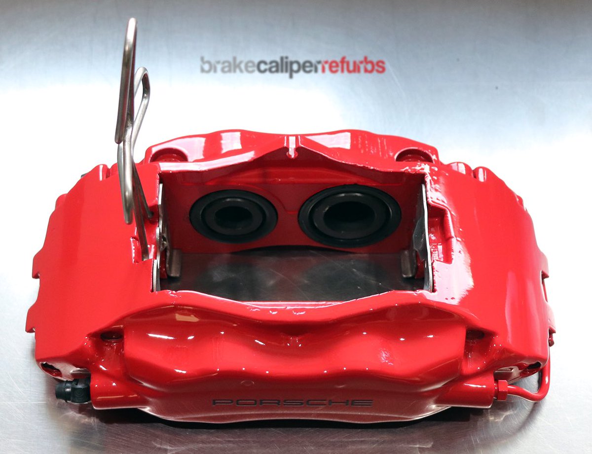 RefurbsCalipers's tweet photo. 9 9 3 - #porsche #993 front and rear calipers #refurbished / #refinished in #guardsred with black logo detailing. Stainless metal work all cleaned.

#bcr
#caliperpainting
#caliperservicing
#porschecalipers
#911calipers

#porscheownersuk 
#porsche993 https://t.co/BVwyDZOnmC
