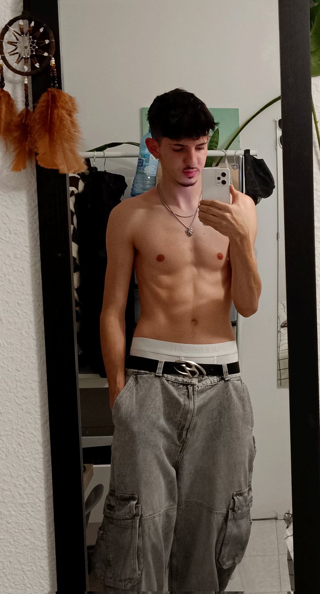 𝕵𝖔𝖘𝖍 tweet media