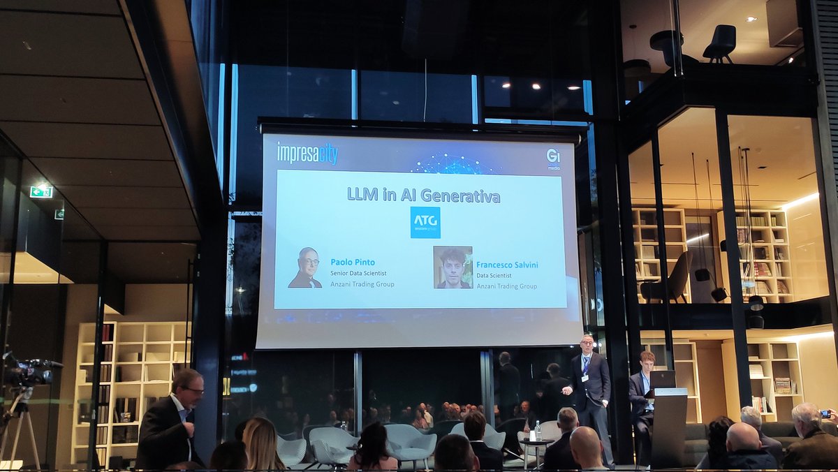all'evento "AI sul serio" è il momento della demo sugli #LLM con <a href="/AnzaniGroup/">Anzani group</a> #AIsulserio #AI #GenAI <a href="/channelcity/">channelcity.it</a>