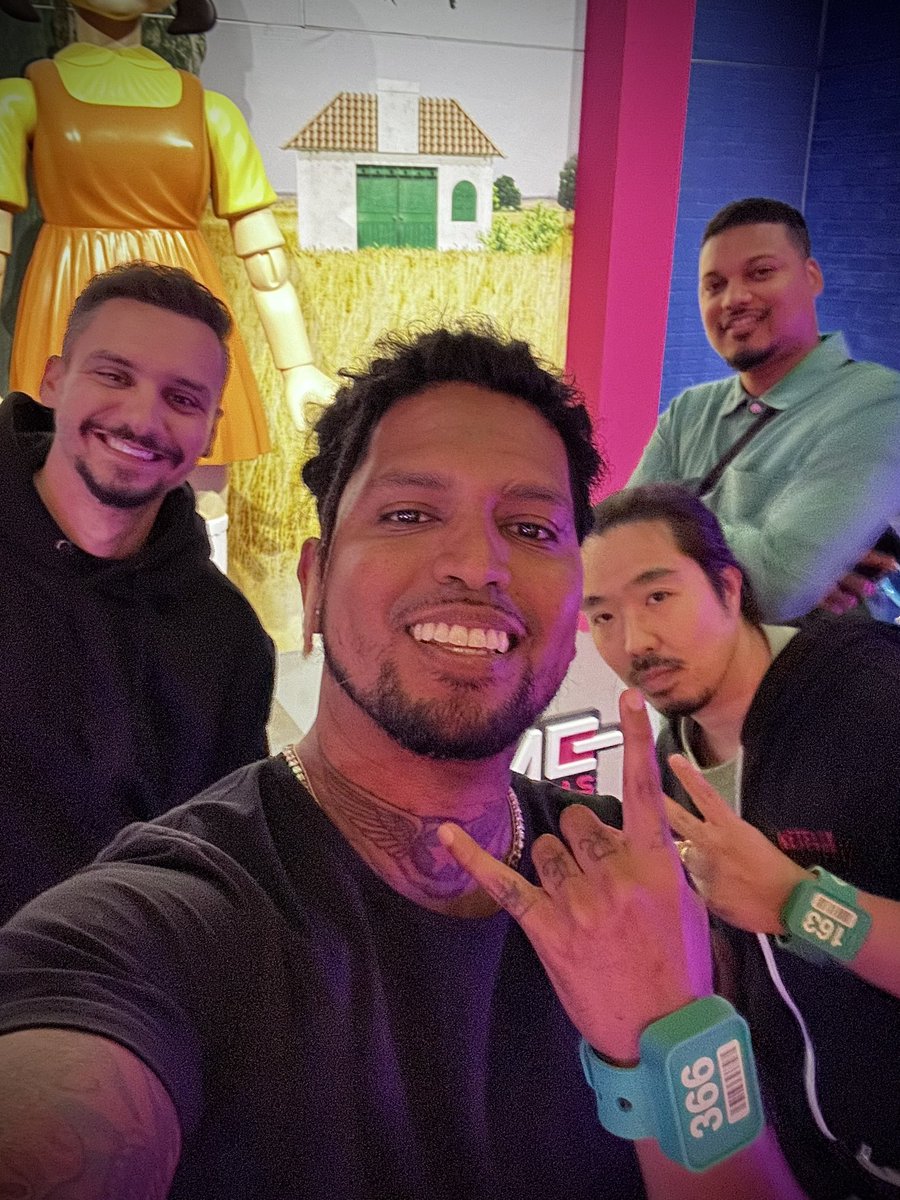 jamirblanco's tweet photo. Great time last night hanging out with the homies. We did the #SquidGameExperience. We died 😂 @rafagrassetti @willmurai @TheCartelDel https://t.co/o6mrgdqJ8n