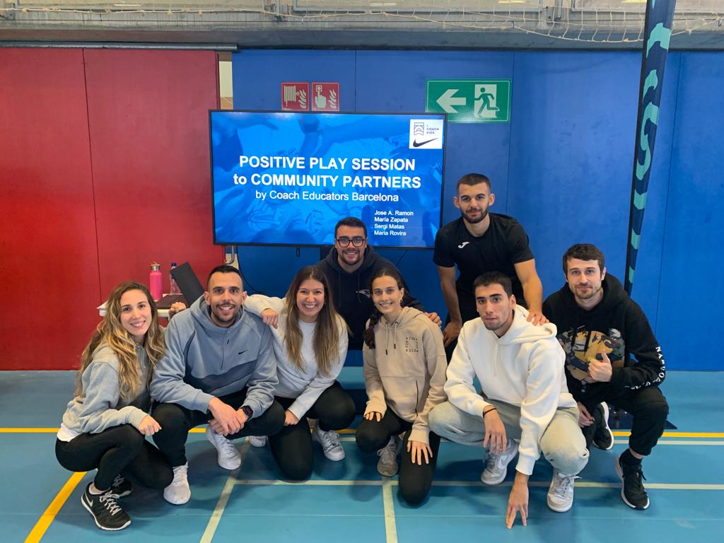 GasolFoundation's tweet photo. 🤸‍♂️ Esta mañana hemos participado en la formación Coach Educators Barcelona - Positive Play Session organizada por nuestro aliado @nike.

✅Hemos podido conocer las bases de Positive Play para hacer del juego un elemento divertido, inclusivo y saludable,. https://t.co/XGrWtP4Dpx