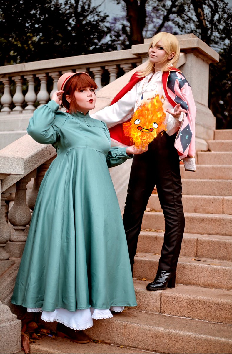 InukiPrince's tweet photo. - 𝓐 𝓗𝓮𝓪𝓻𝓽 𝓘𝓼 𝓐 𝓗𝓮𝓪𝓿𝔂 𝓑𝓾𝓻𝓭𝓮𝓷... 🌟

Me as #HowlJenkinsPendragon. 🔥
@LitaOliveira as #SophieHatter. 👒

📸: @eckhardtph

#InukiPrince #Cosplay #Howl #HowlJenkins #HowlPendragon #Sophie #HowlSMovingCastle #Ghibli https://t.co/GetIpd4SyY