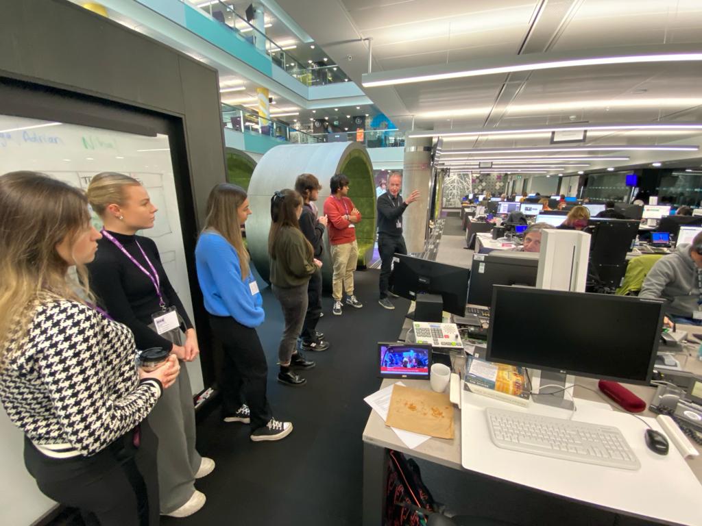 Our trainees had a tour of the BBC Radio 5 Live newsroom and studios at MediaCityUK! They met several senior journalists, asked loads of questions and got to watch Naga Munchetty's show from the programme's galley 🎥 🤩