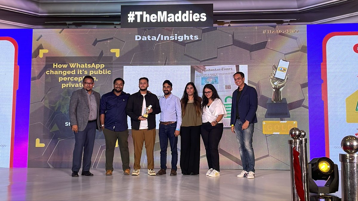 e4m Live tweet media