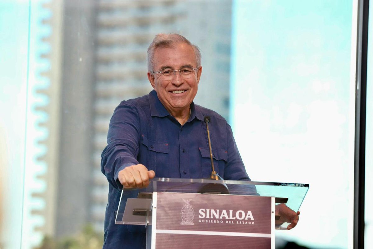 Mi total respaldo al Dr. Rubén Rocha Moya por las grandes acciones en apoyo a personal de salud, mayor presupuesto a la Universidad Autónoma de Sinaloa, su apoyo al campo, fortalecimiento a las escuelas y gran lucha contra la violencia a nuestras mujeres. *¡¡Viva Sinaloa!!*