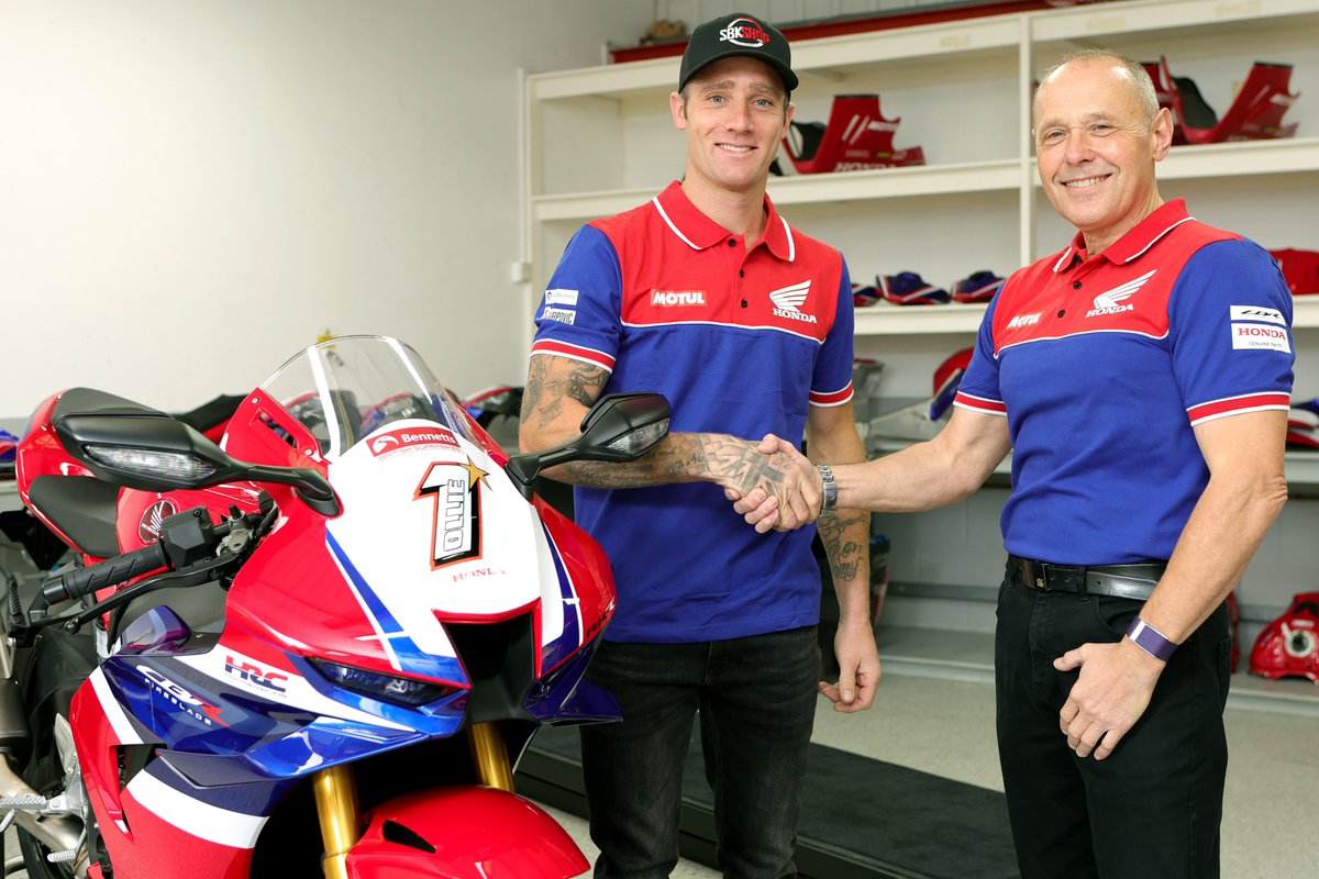 ⚠️BREAKING NEWS ⚠️

Let the title defence commence! 

<a href="/tommybridewell/">Tommy Bridewell</a> switches to <a href="/HondaRacingUK/">Honda Racing UK</a> to run #1 in 2024 <a href="/bennetts_bike/">Bennetts</a> BSB

📰 bit.ly/47yyUqt