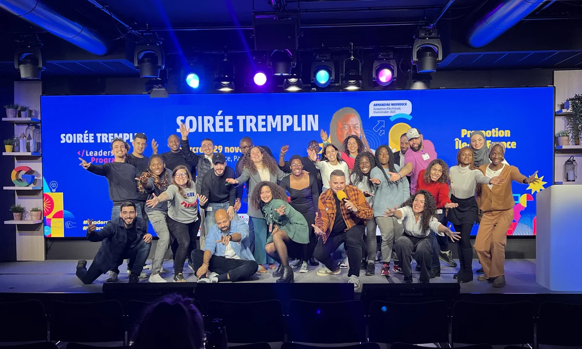 photo d'équipe avant la soirée tremplin