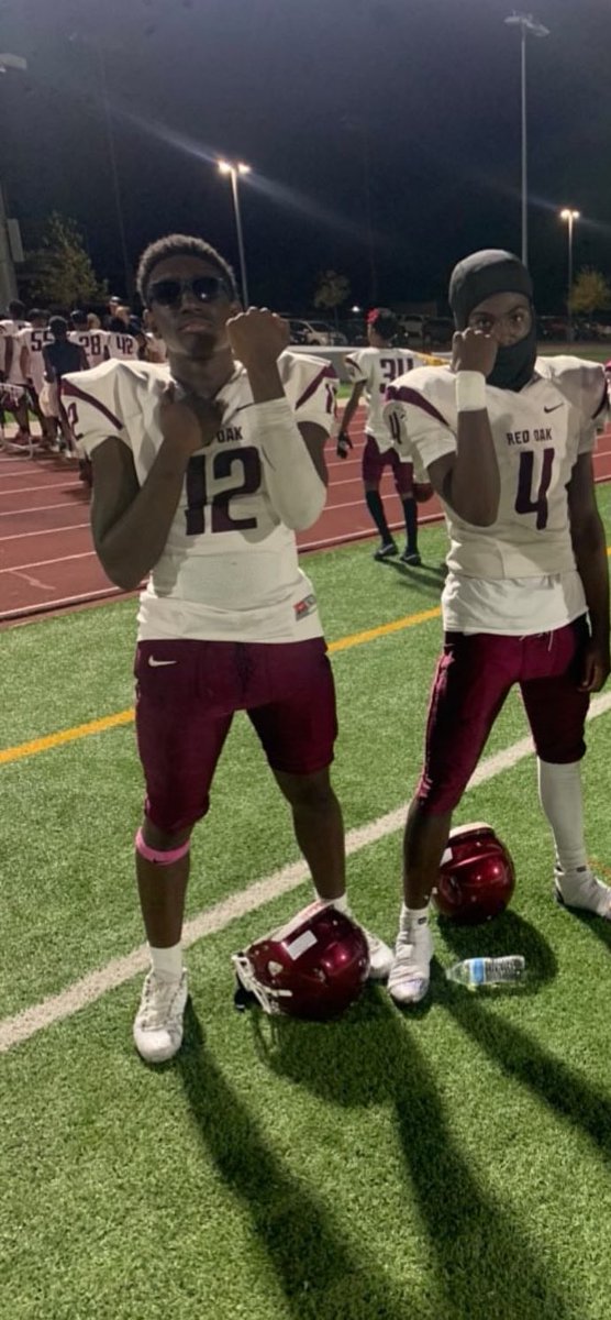 Check out my freshmen szn highlights. i’m blessed to finish the year off strong now it’s time for the next level😈
@CoachTraun @CoachRiser214 #TightEndU @_CoachROB__ @MRcoachP @CoachRuggles @CoachAshaw @rohawksfootball  @WRHitList @WhiteTheWRCoach 

hudl.com/v/2LWy4Y