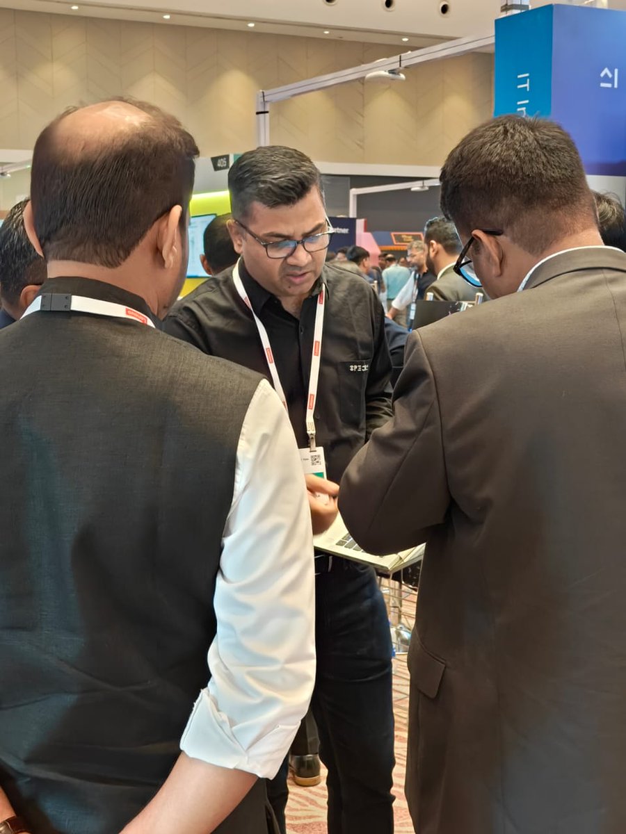 onspectra tweet media