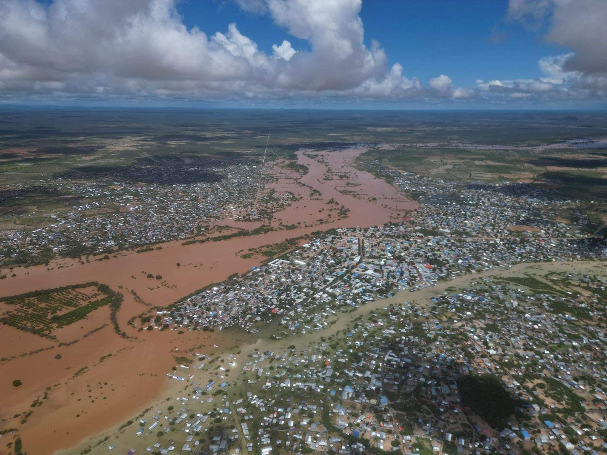 CaccSomalia's tweet photo. Somalia's voice in the #ClimateChange discourse matters. Despite the minimal emissions, Somalia experiences its dire consequences firsthand. It's time for @COP28_UAE to prioritize climate financing for vulnerable nations like Somalia, ensuring a just &amp; sustainable future for all. https://t.co/PItbYguNIL